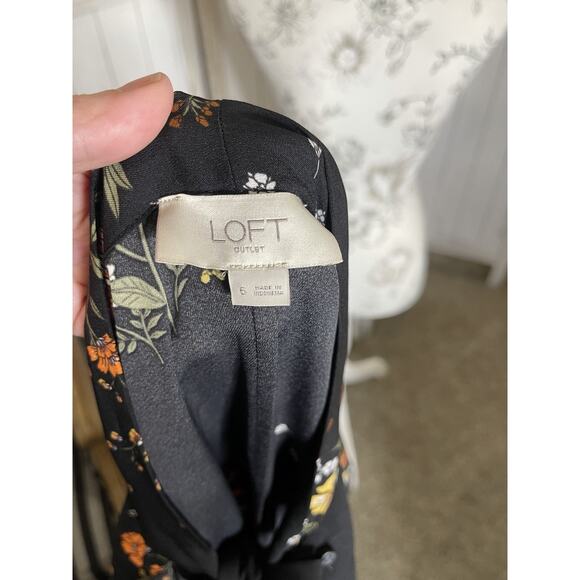 Loft Black Multicolored Floral Long Sleeve Bow Tie Neck Chiffon Dress Size 6 - Picture 5 of 8